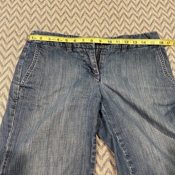 New York & Co Denim Bermuda Shorts Size 4 - Picture 5 of 7